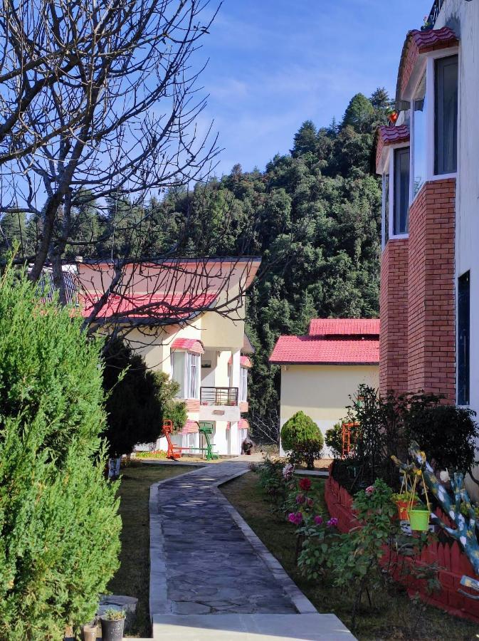 Mist N Meadows Resort Rājgarh Esterno foto