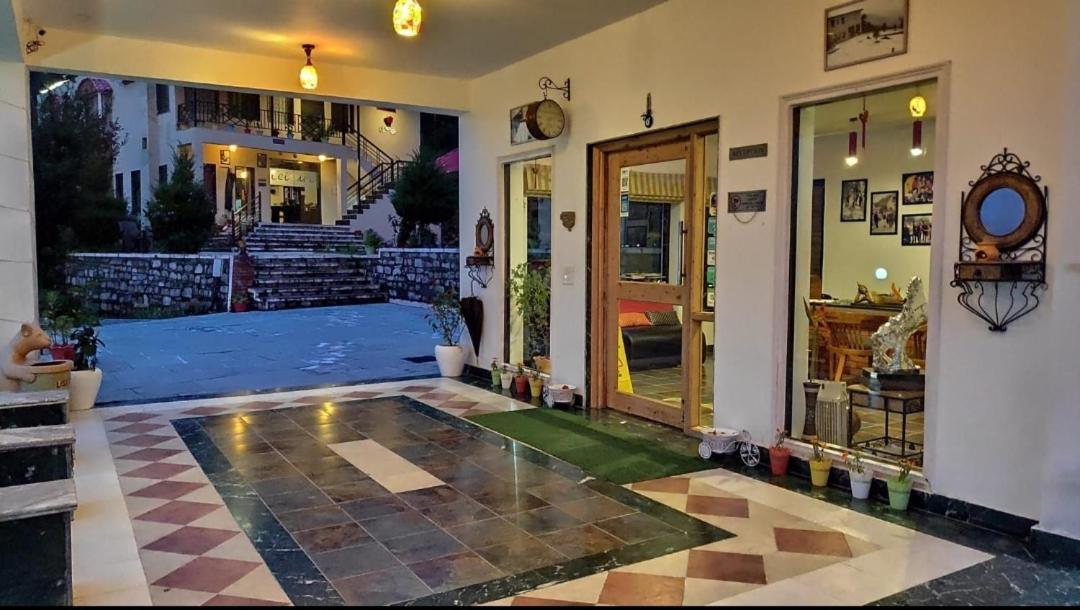 Mist N Meadows Resort Rājgarh Esterno foto
