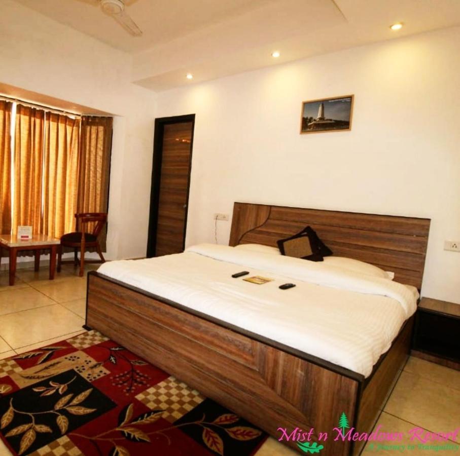 Mist N Meadows Resort Rājgarh Esterno foto