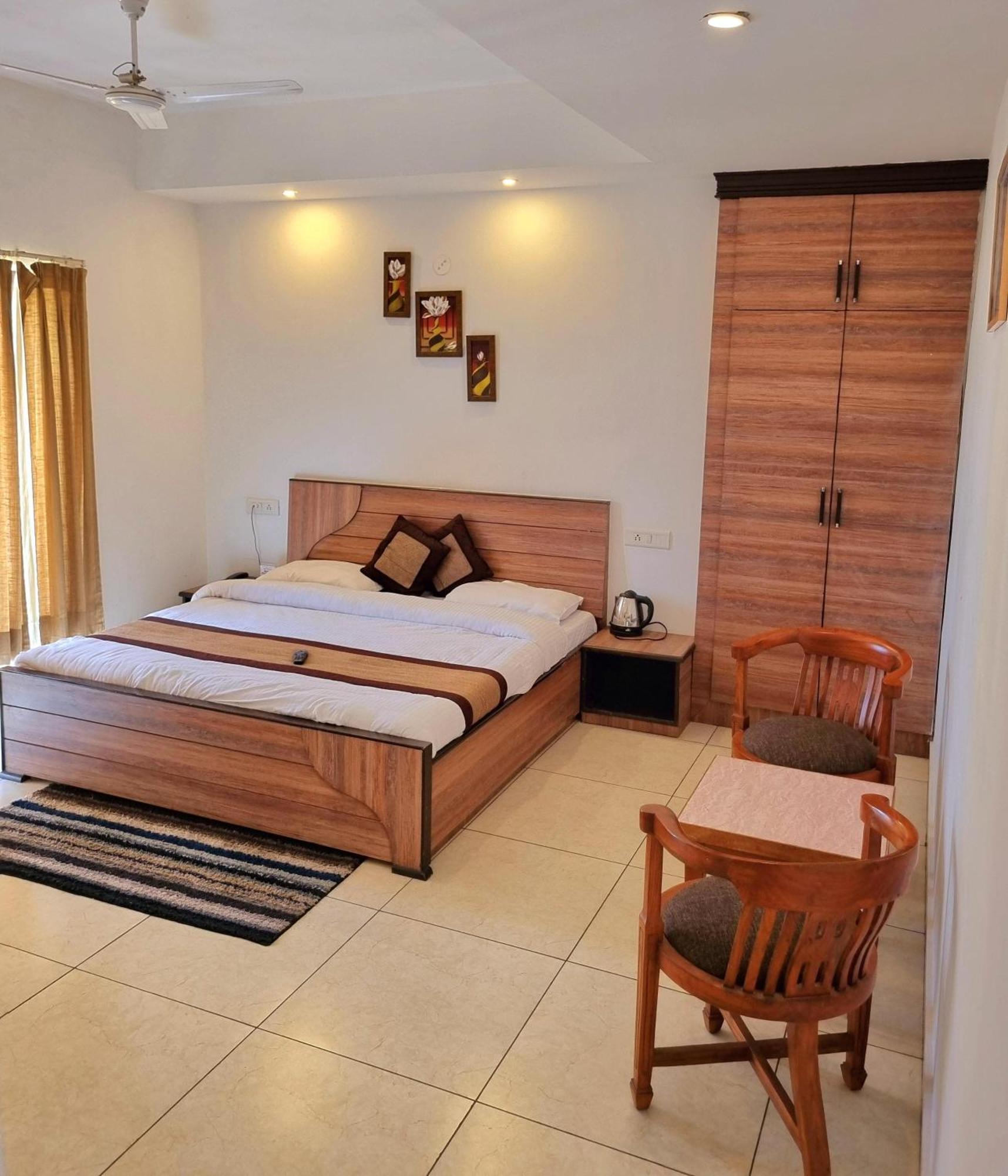 Mist N Meadows Resort Rājgarh Esterno foto